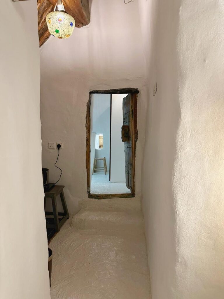الجناح الأول - صورة 8